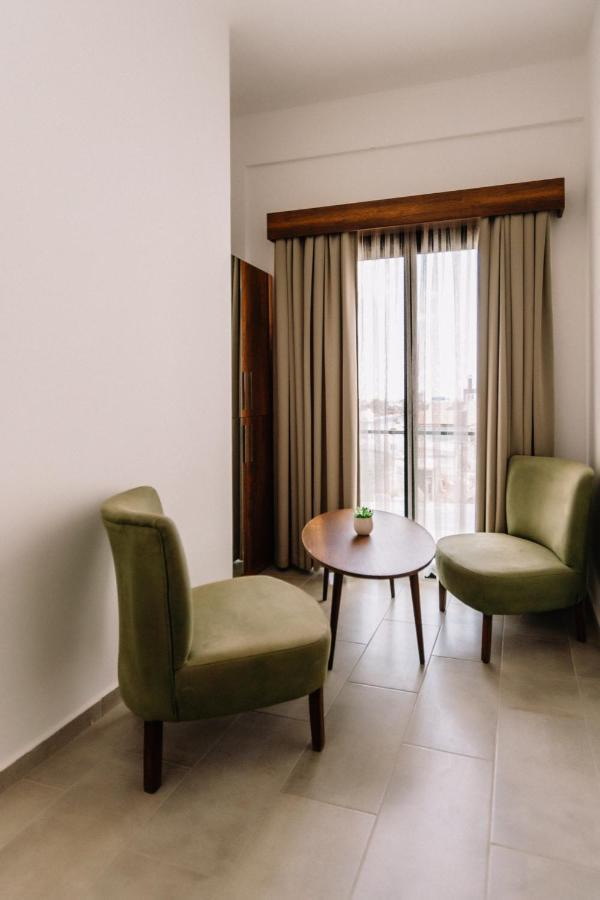 Cezar'S Airport Hotel นิโคเซีย ภายนอก รูปภาพ